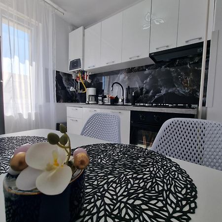 Apartament Central Pe Pietonala Nr2 フネドアラ エクステリア 写真
